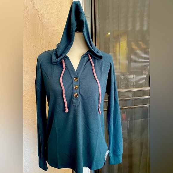 Hoodie Shirt - Picture 1 of 4